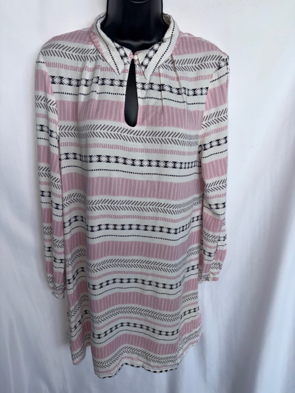 JACK BB Dakota shirt dress, striped, keyhole neckline, sz M, 19” PTP, 33” L